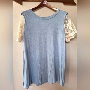 Reborn J Womens Blue/Cream Top Lace Short Sleeves Size L